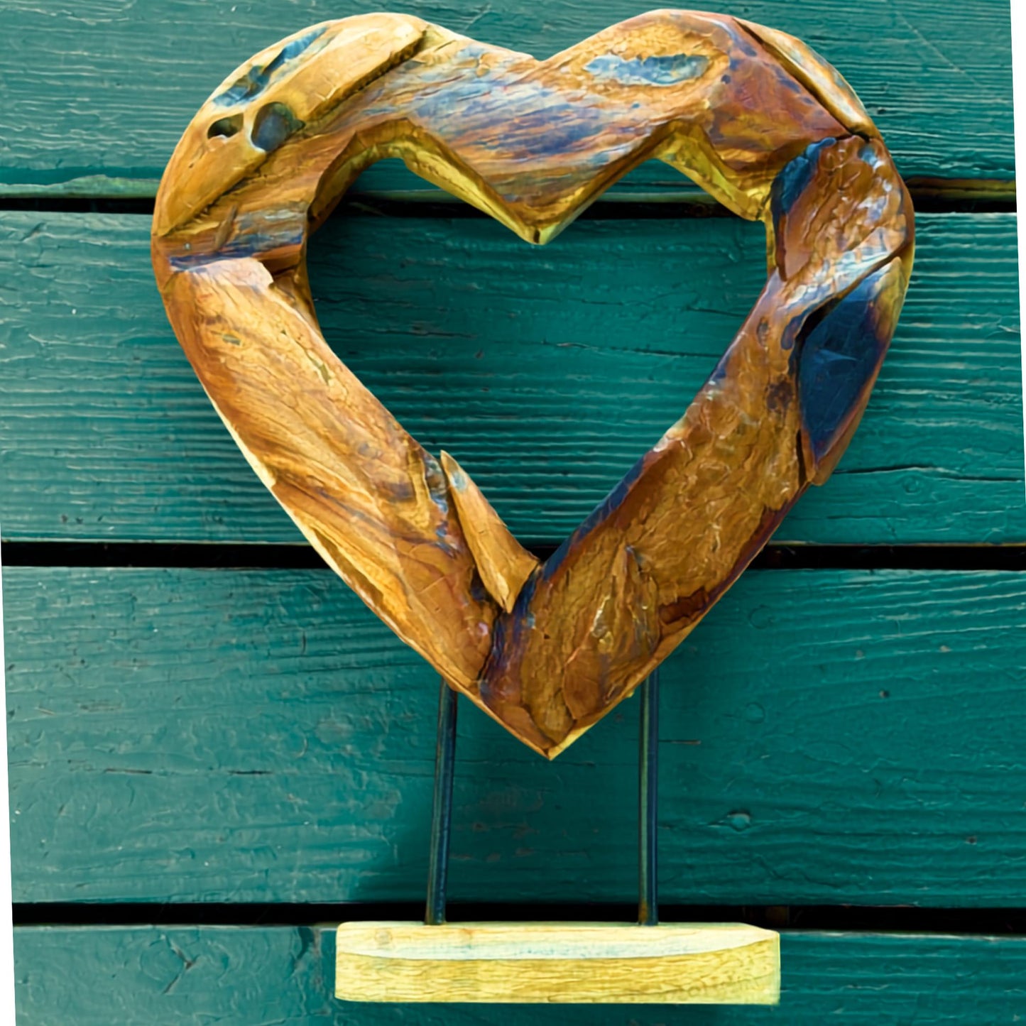 Rustic Reclaimed Teak Wood Heart Statue: Outdoor Garden Decor