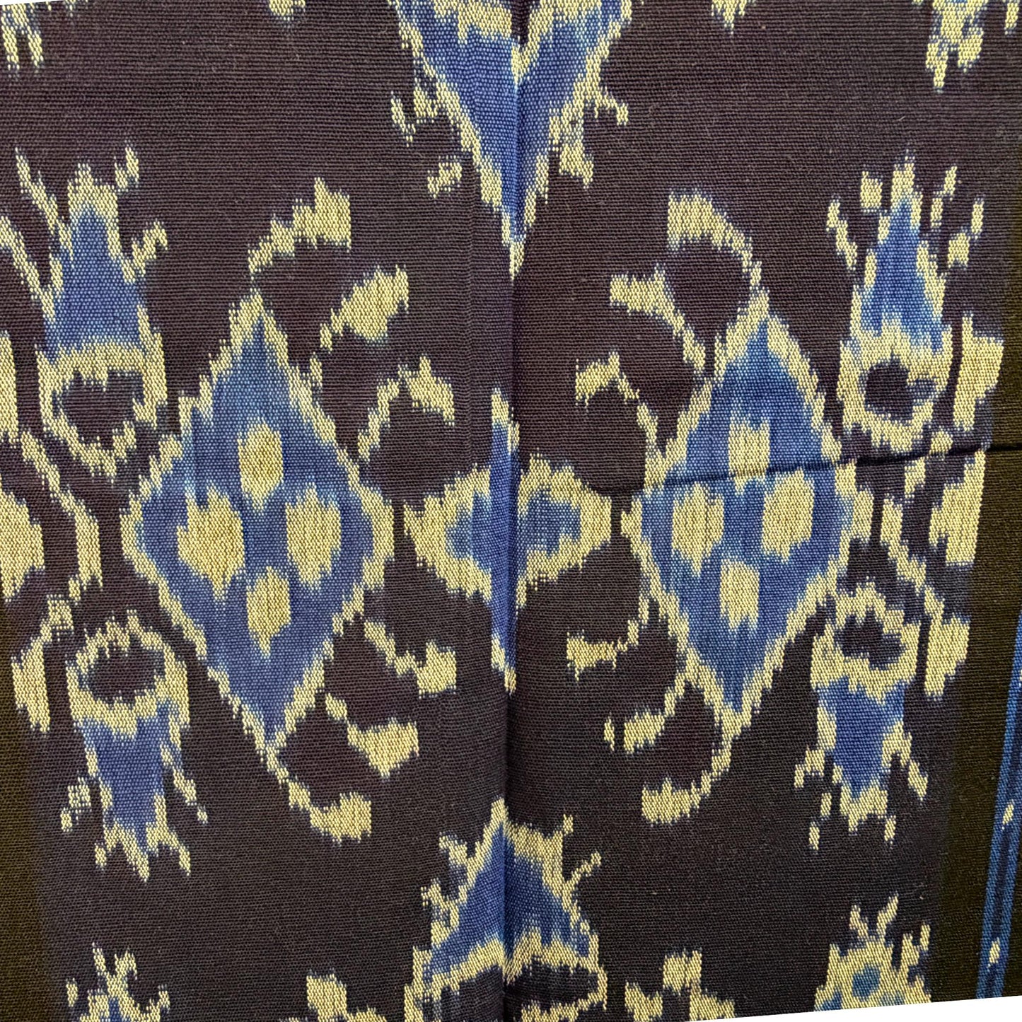 Hand woven Blue Ikat Cotton Tapestry: Hand Loomed Indonesian Blanket (45x90)