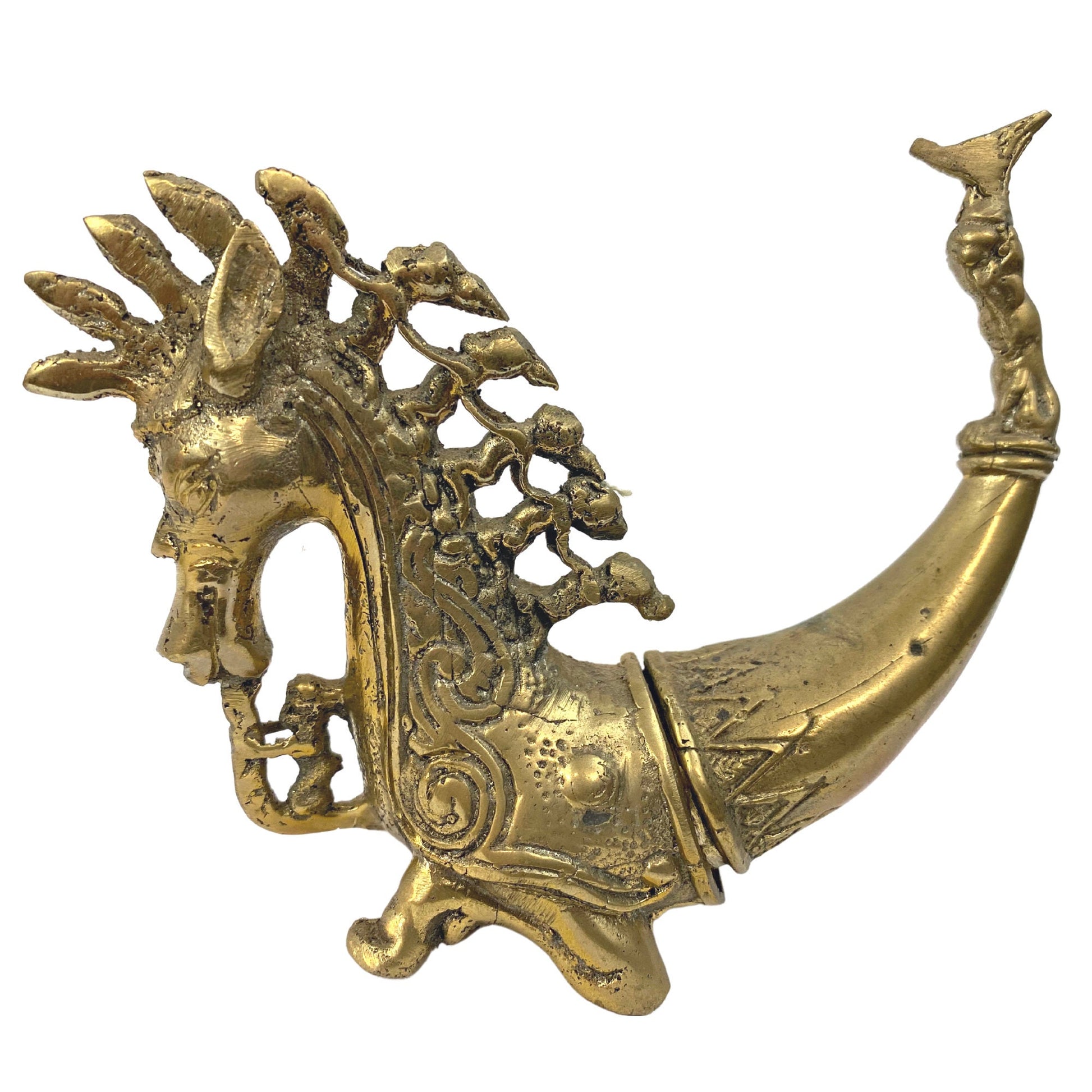 Tribal Seahorse  Betel Nut Medicine container stash box handmade Cast Bronze Indonesian - Acadia World Traders