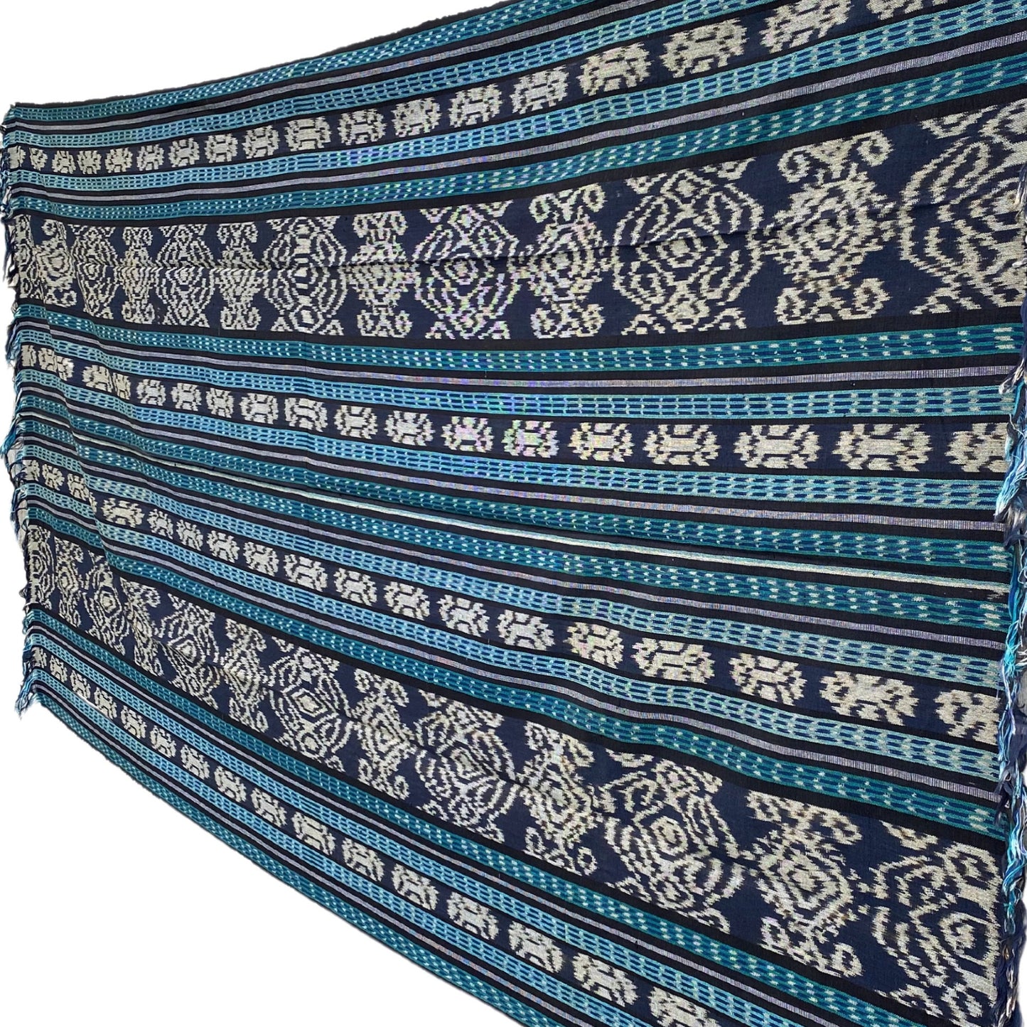 Handwoven Indonesian Ikat Cotton Cloth Throw: Hand Loomed Indigo Blue Ethnic Tapestry