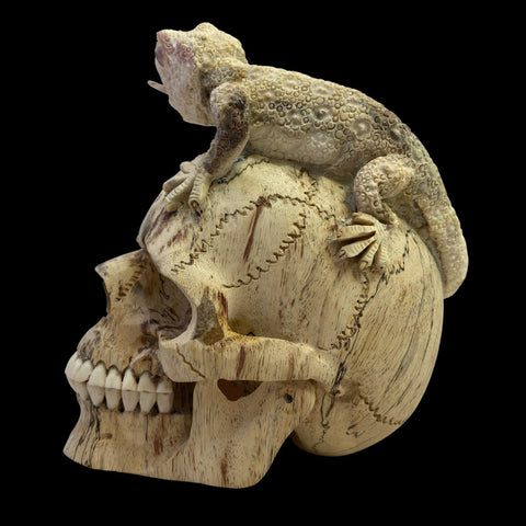 Balinese Human Skull Replica Sculpture Gecko Lizard Hand CARVED Art Bali Wood Carving Art Eclectic Gothic Oddity Home Decor