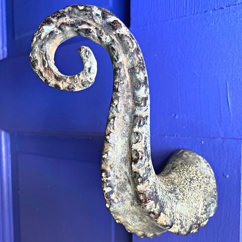 Octopus Tentacle Wall Hook handmade coat hook Bronze Green Verdigris Patina metal Nautical Home decor