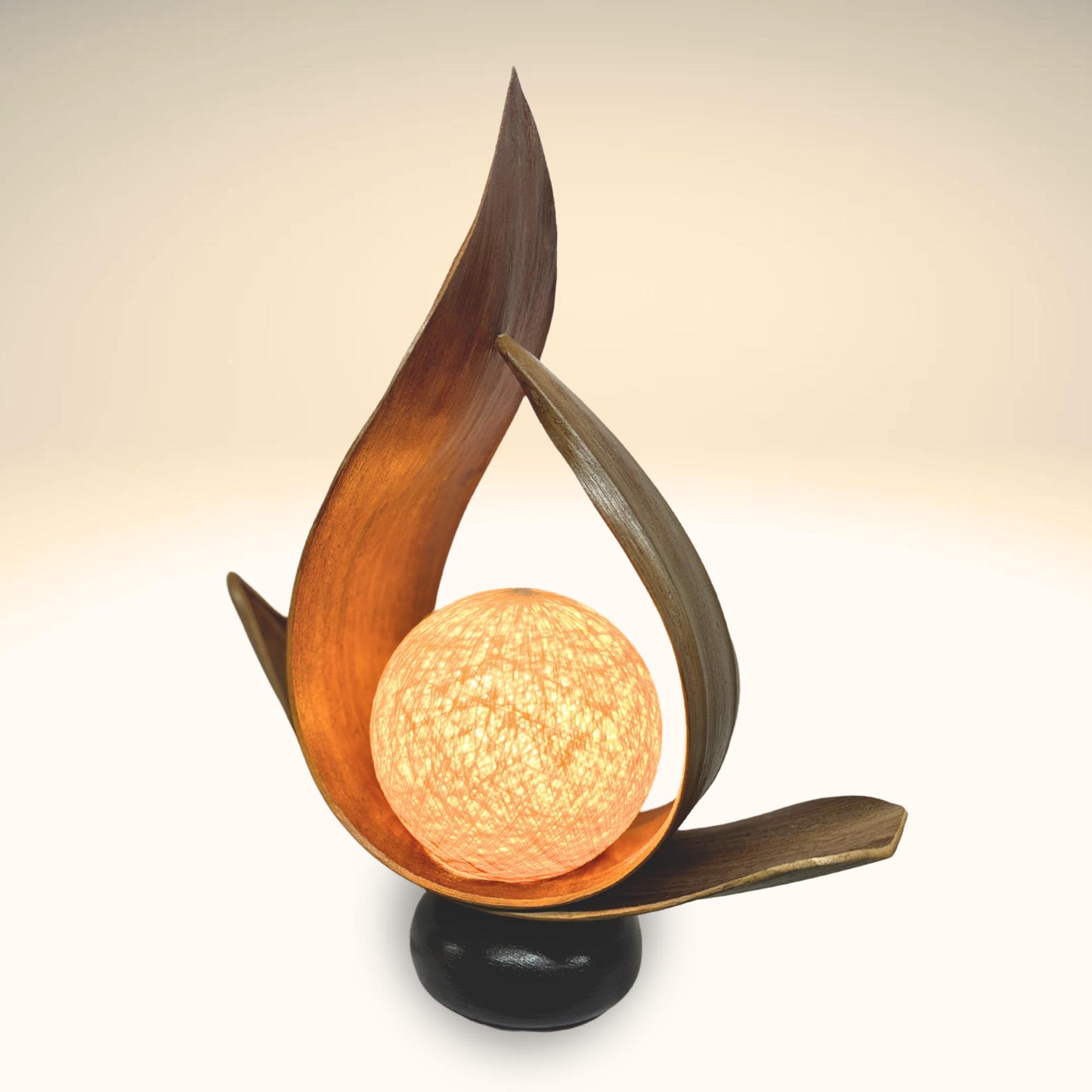 Handmade Palm Frond Accent Lamp: Natural Organic Boho Decor