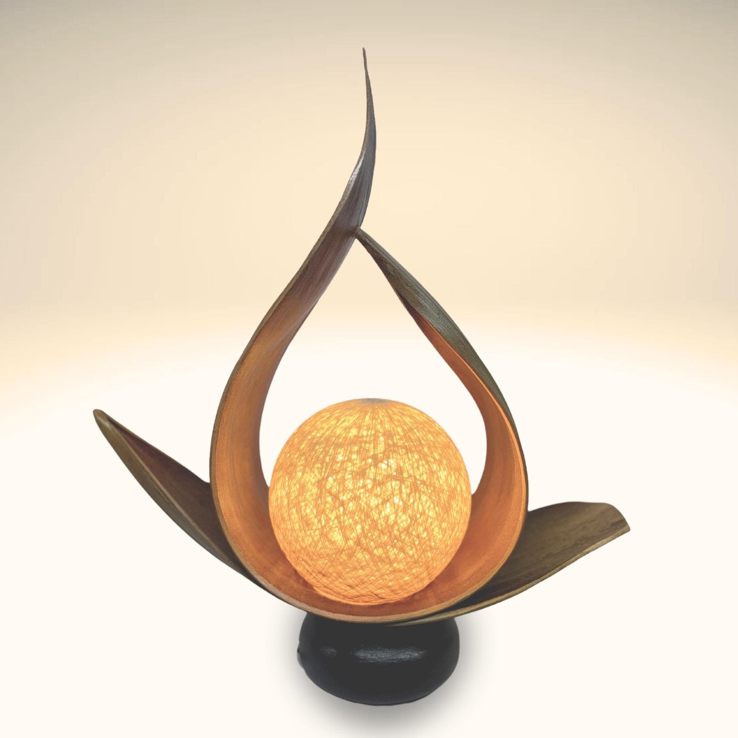 Handmade Palm Frond Accent Lamp: Natural Organic Boho Decor