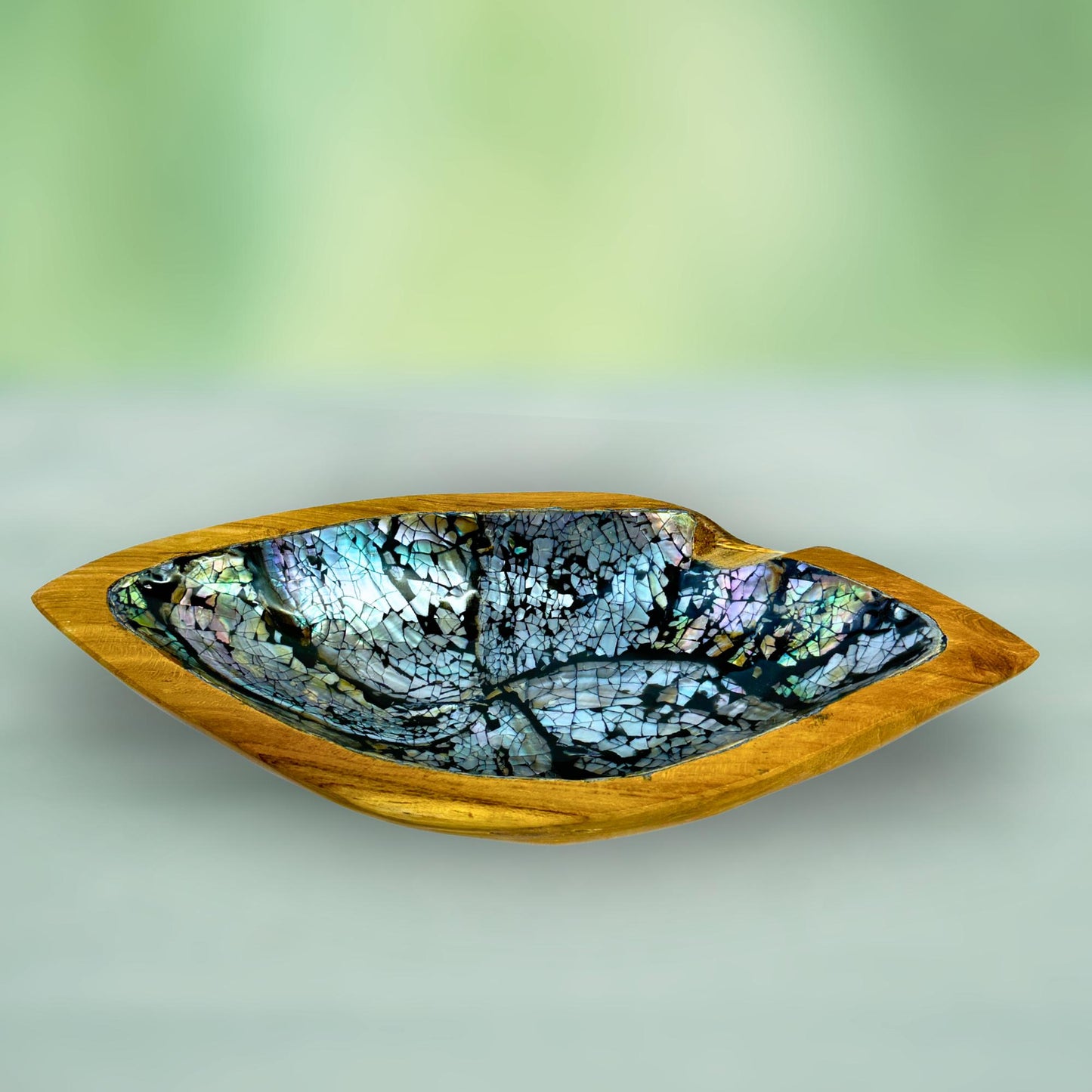 Handcrafted Abalone Shell Teak Plate: Iridescent Bali Art Dish