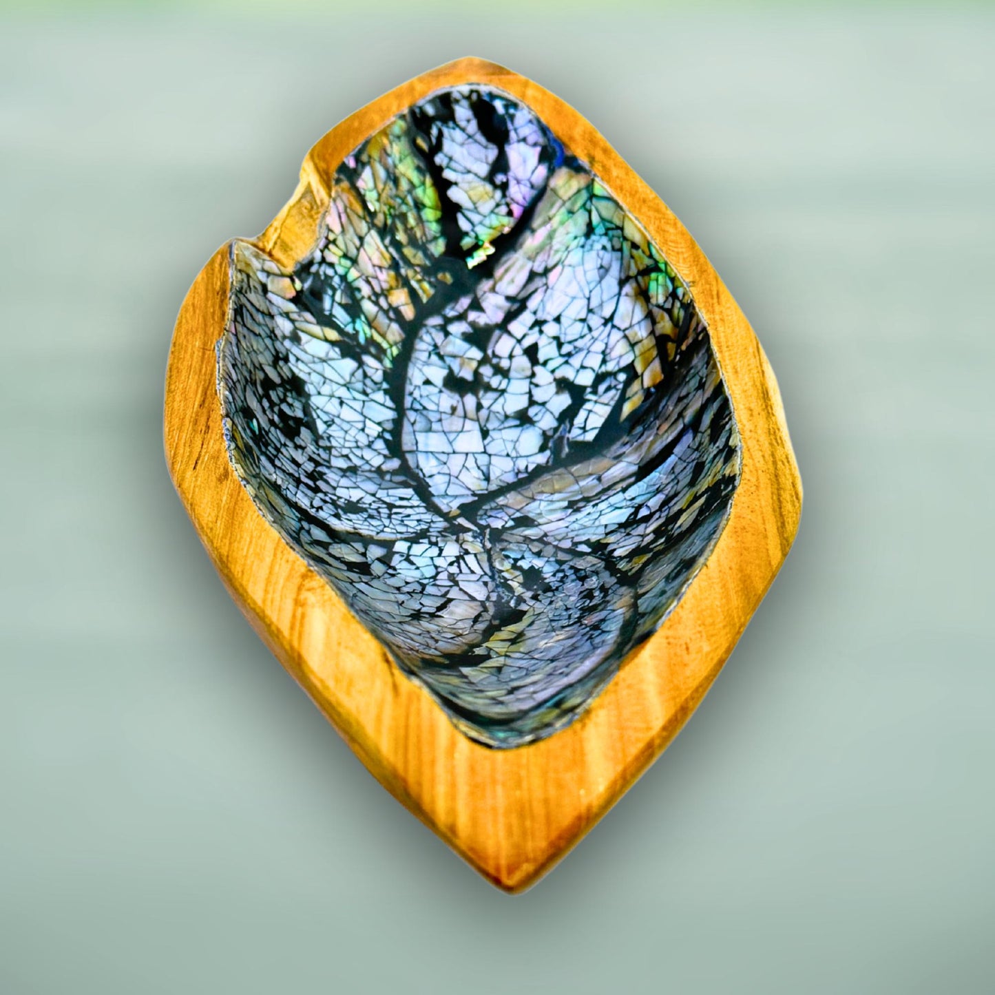 Handcrafted Abalone Shell Teak Plate: Iridescent Bali Art Dish