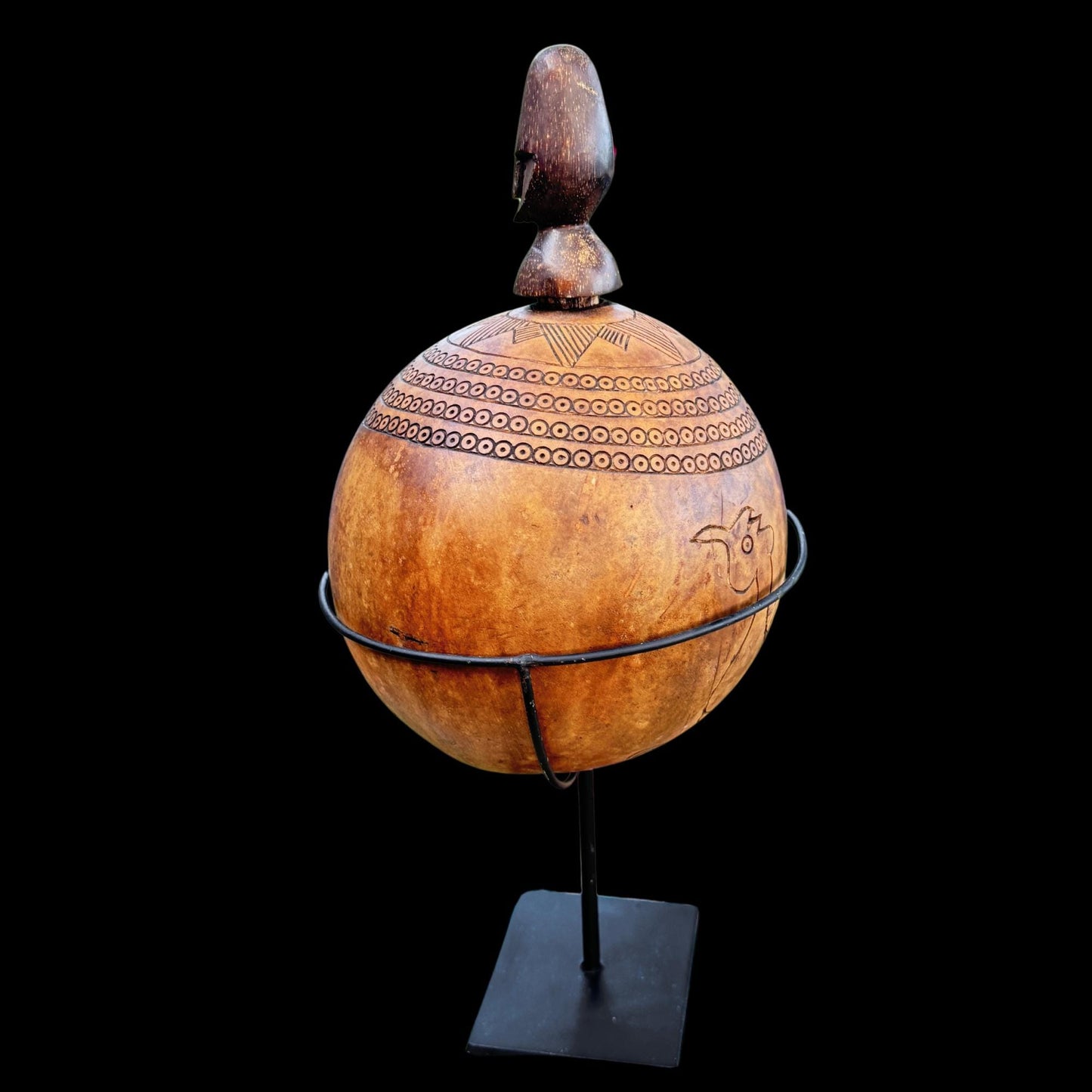 Hand Carved Calabash Gourd betel nut Container: Timor Tribal Art, Mid 20th Century
