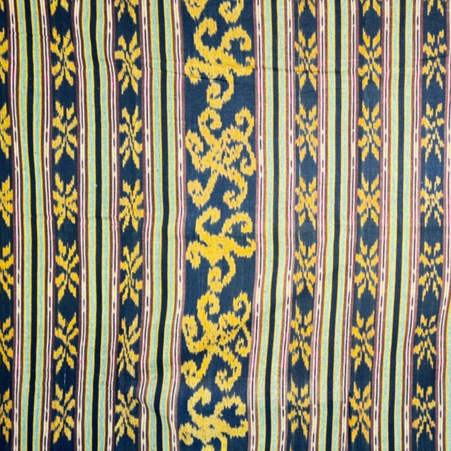 Hand Woven Indonesian Ikat Cotton Tapestry: Ethnic Hand loomed Cloth Blanket