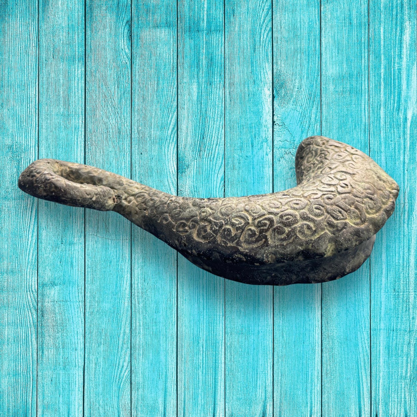 Bronze Octopus Tentacle Wall Hook: Nautical Home Decor