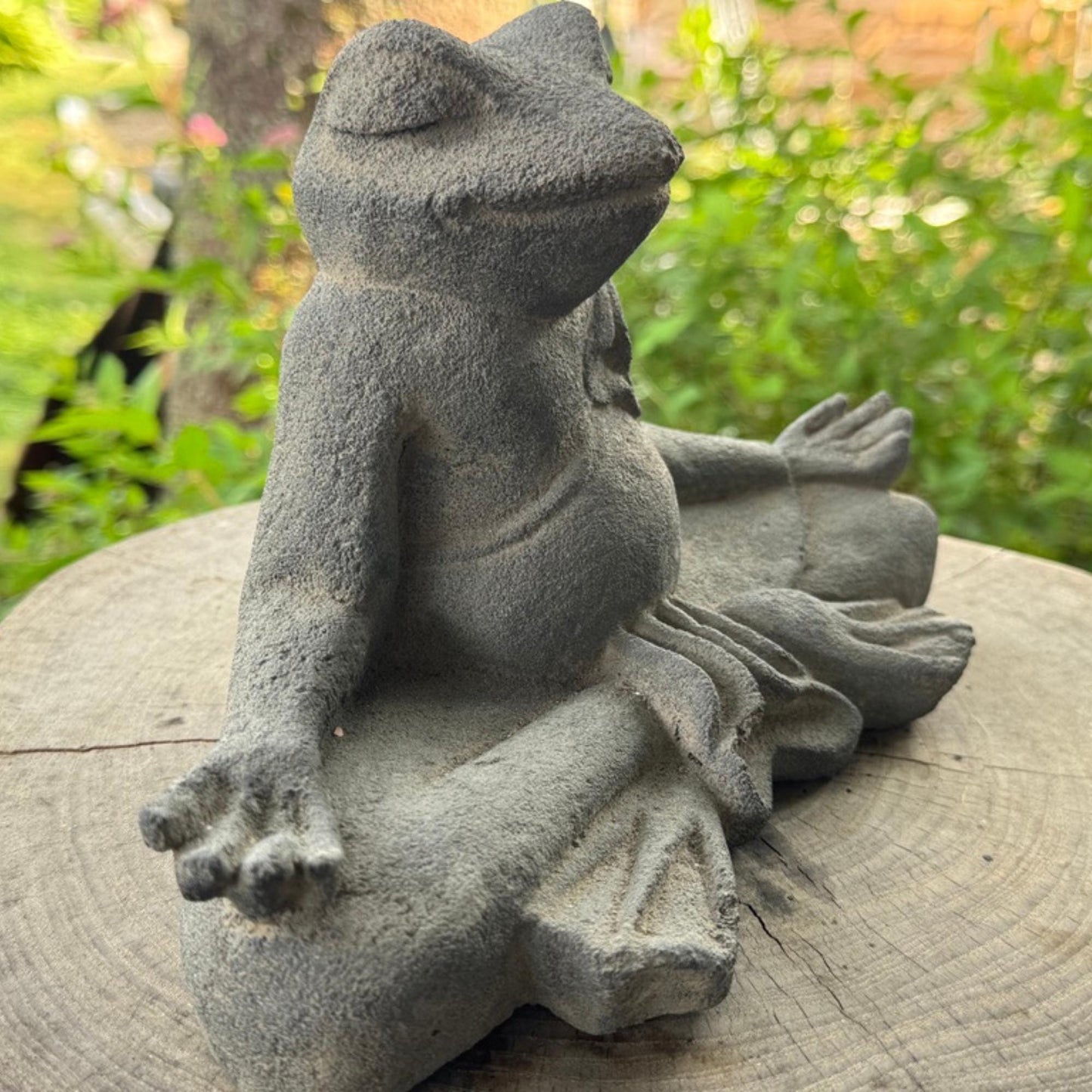 Meditating Yoga Frog Statue: Hand-Cast Lava Stone Garden Decor