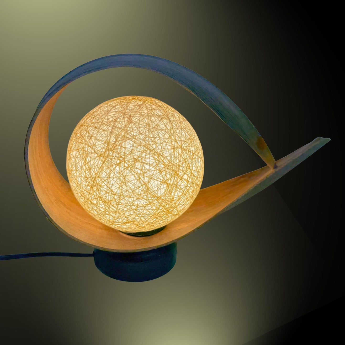 Handmade Palm Frond Teardrop Lamp: Boho Accent Lighting