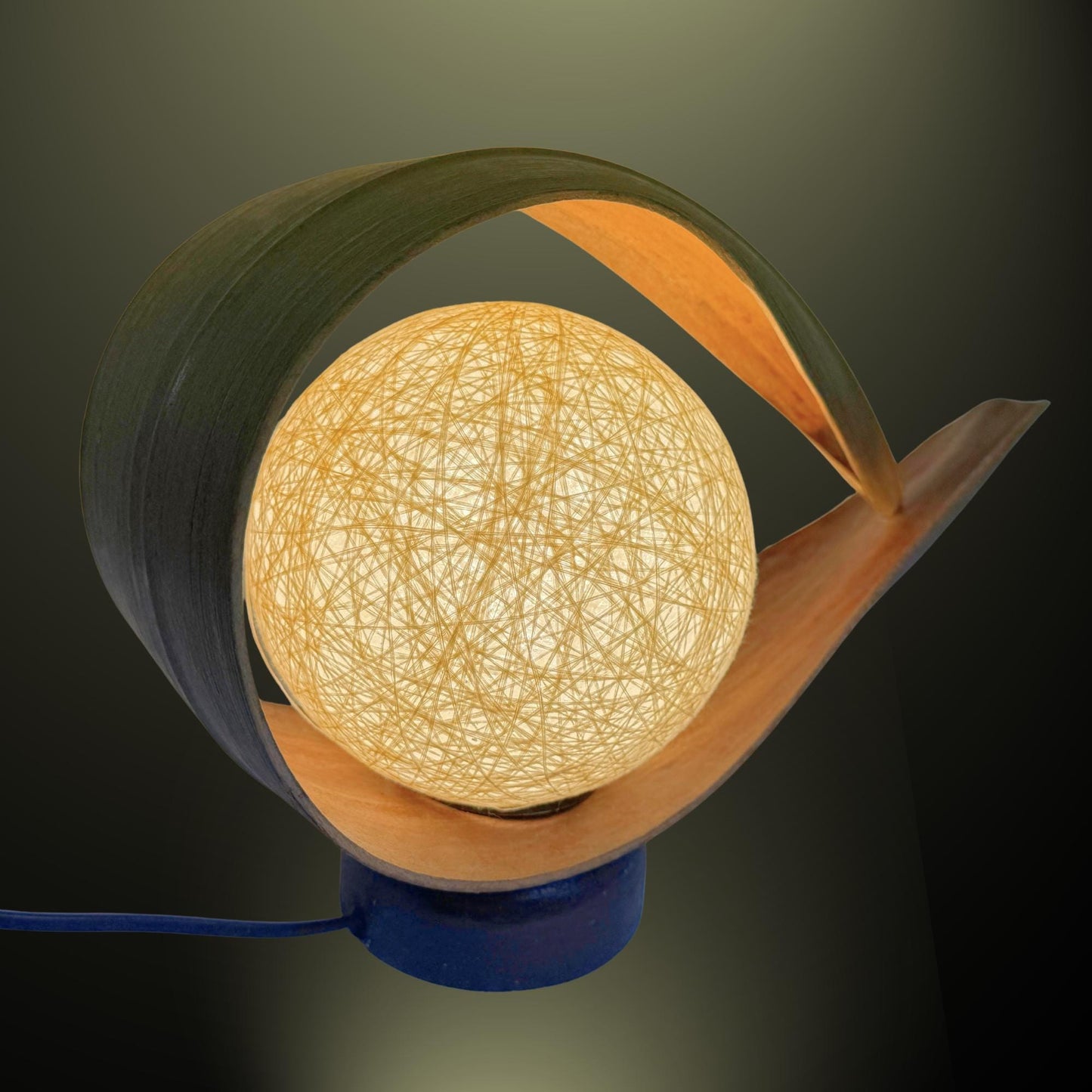 Handmade Palm Frond Teardrop Lamp: Boho Accent Lighting