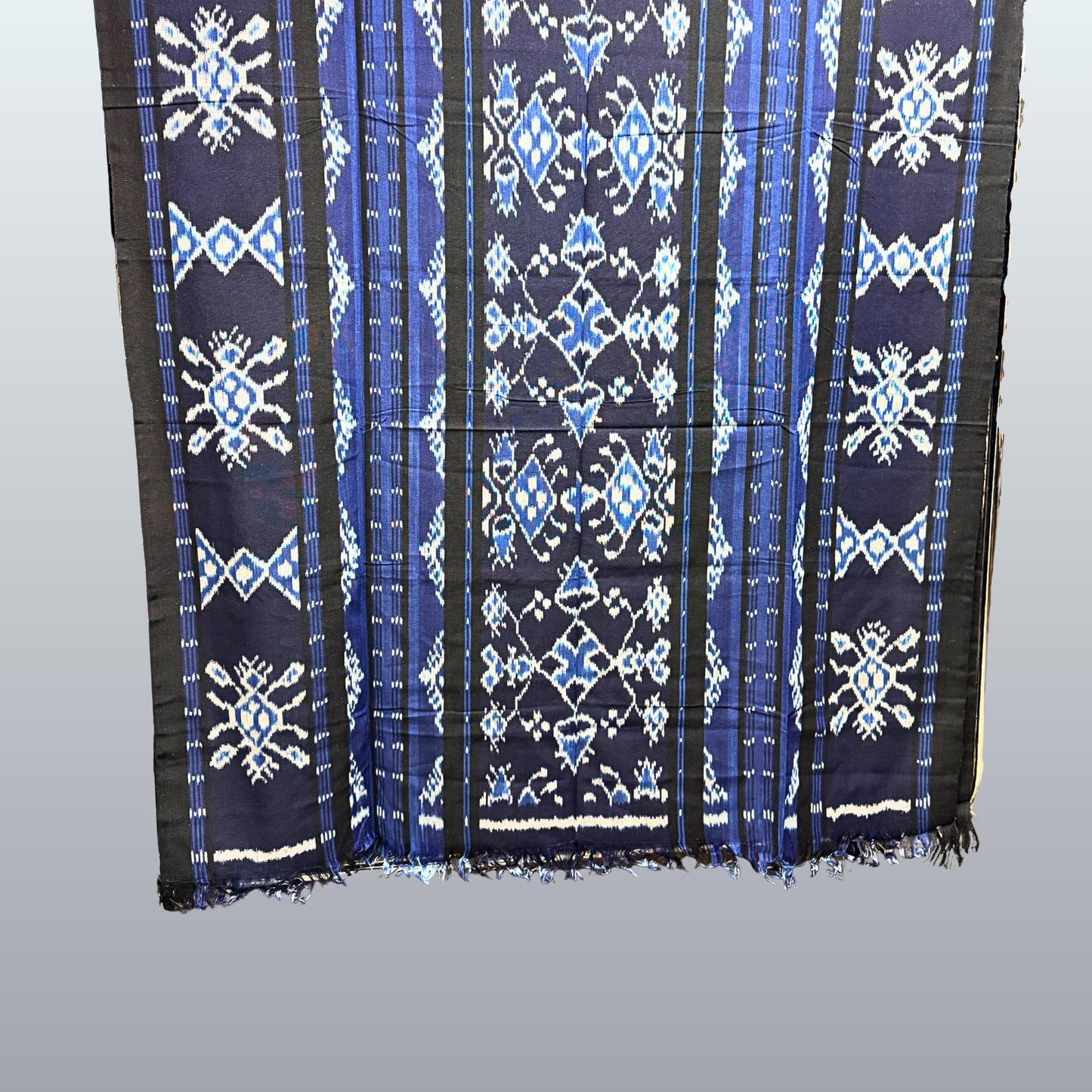 Hand woven Blue Ikat Cotton Tapestry: Hand Loomed Indonesian Blanket (45x90)