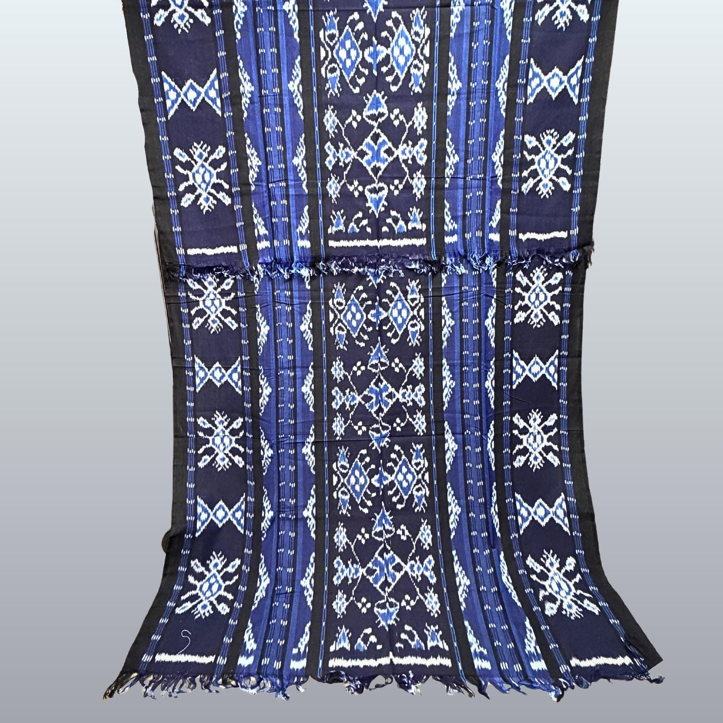 Hand woven Blue Ikat Cotton Tapestry: Hand Loomed Indonesian Blanket (45x90)